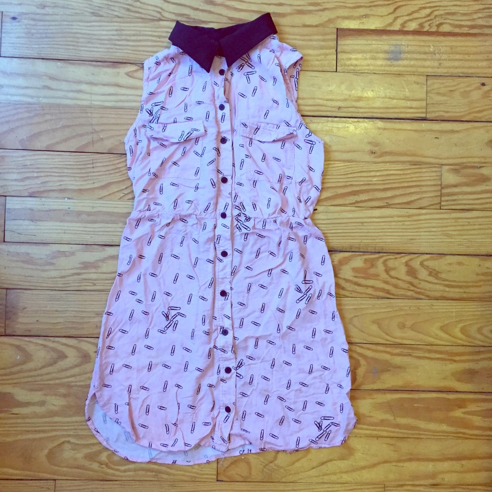 Pink dress with black collar